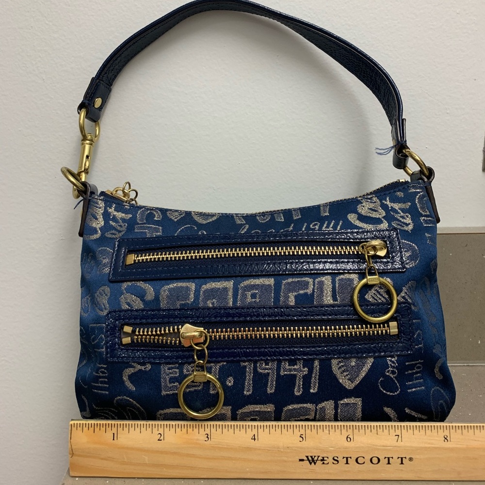 Coach Handbag - Picture 4 of 7